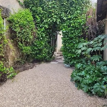 Longere - Domaine De La Vaure * Chillac